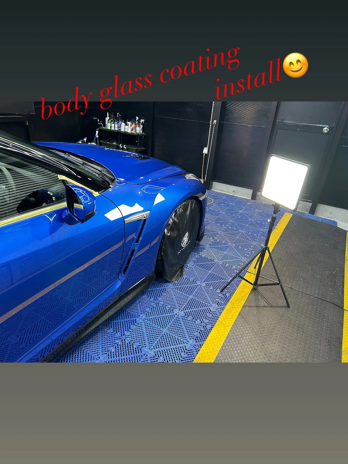 今回は、NISSAN GTR R35に、body glass...