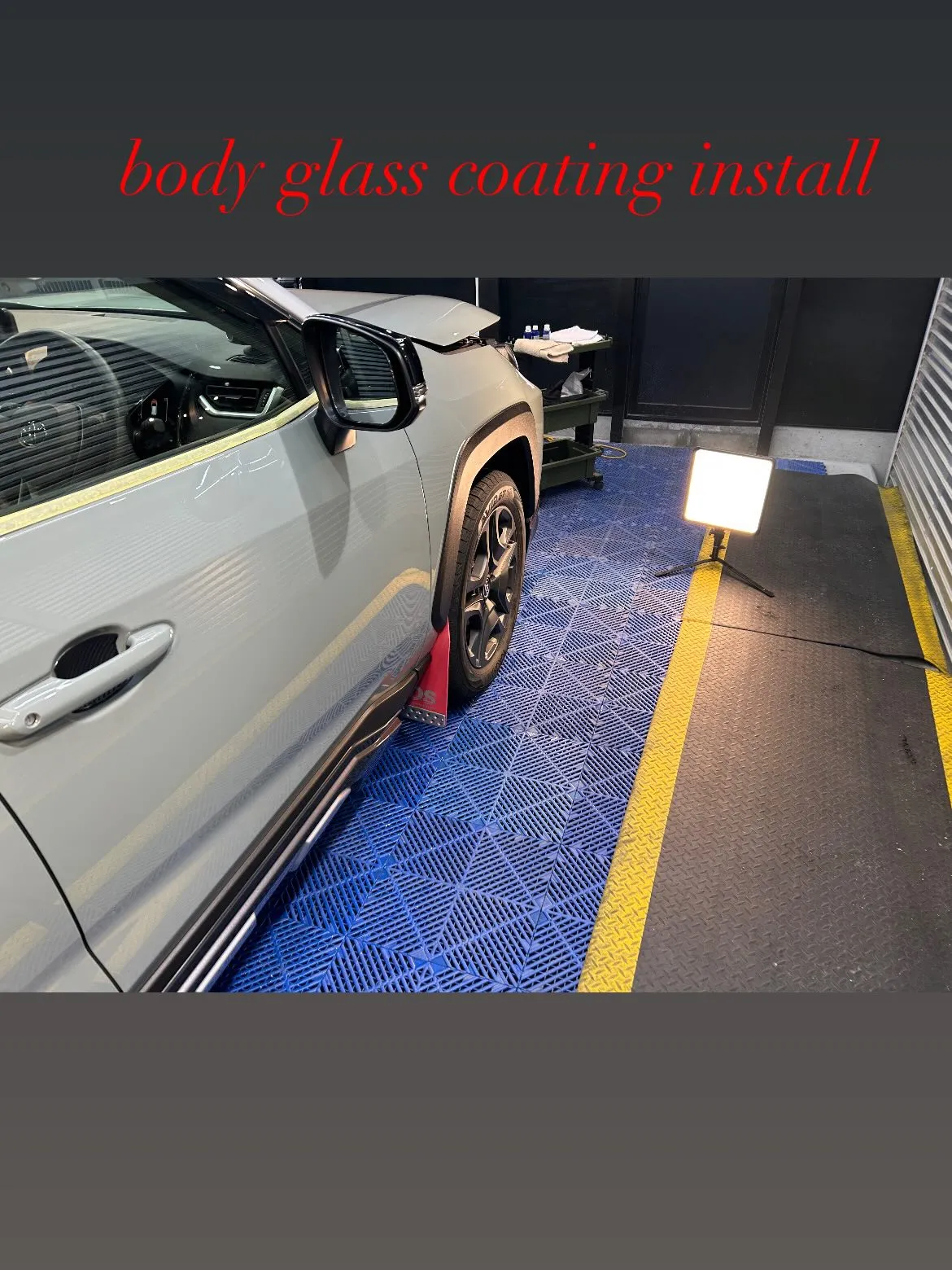TOYOTA RAV4に、body glass coatin...